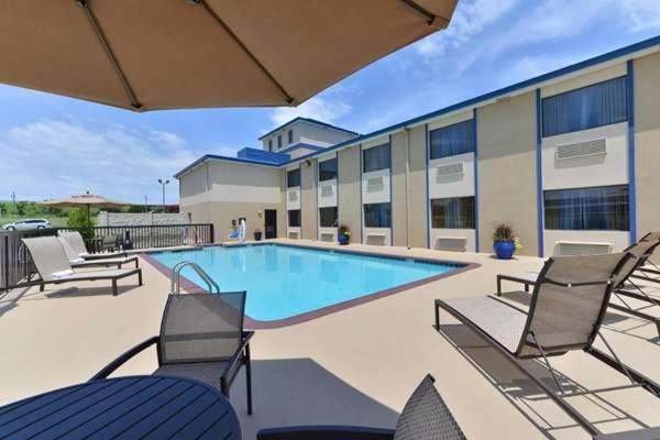 Baymont By Wyndham Ardmore I-35 外观 照片